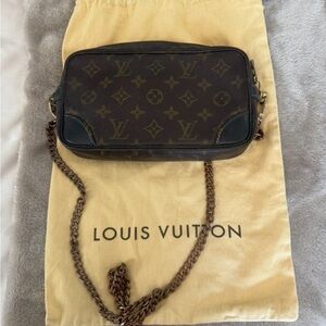 Louis Vuitton Tan Leather Chain Bag
